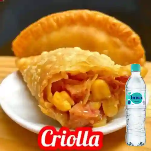 Combo Empanada Criolla + Brisa Sin Gas 600ML