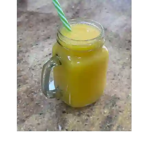 Jugos Naturales en Agua
