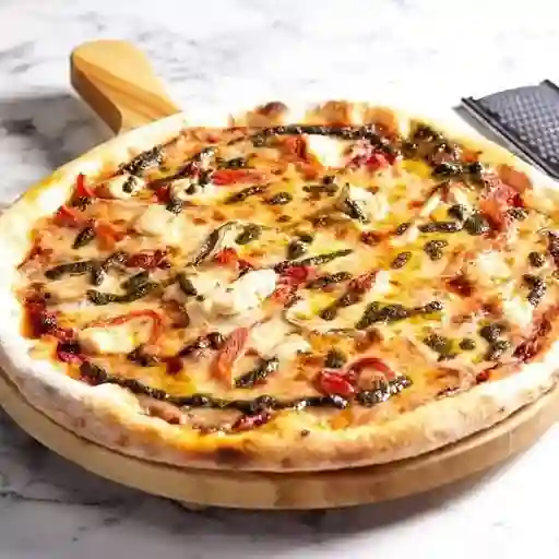 Pizza Pollo Al Pesto
