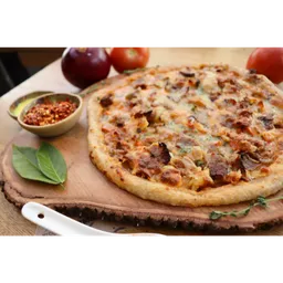 Pizza con Carne Kebab