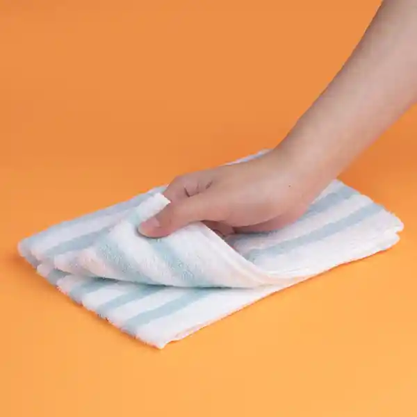 Toalla de Baño Rayas Azul Miniso