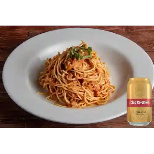Combo Spaghetti a la Bolognesa + Club Col. Dorada 330ml Lata