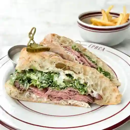 Sandwich roast beef caesar