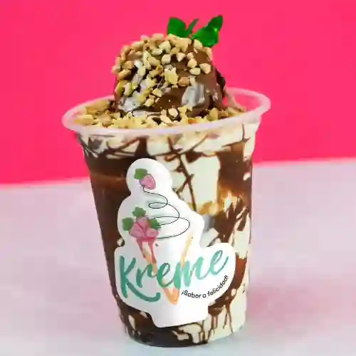 Combo Fresas con Crema y Chocolate 14oz