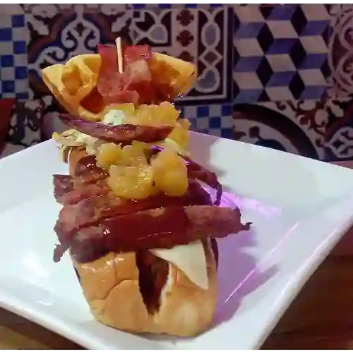 Hot Dog Wafflero