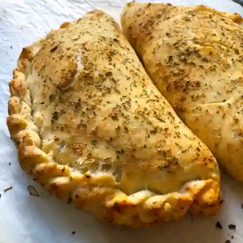 Calzone Cuatro Carnes