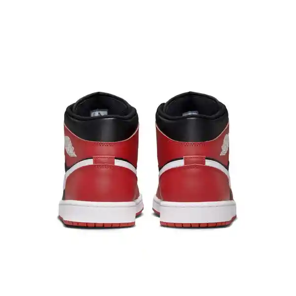 Nike Tenis Air Jordan 1 Mid Lifestyle de Hombre Negro Talla 10
