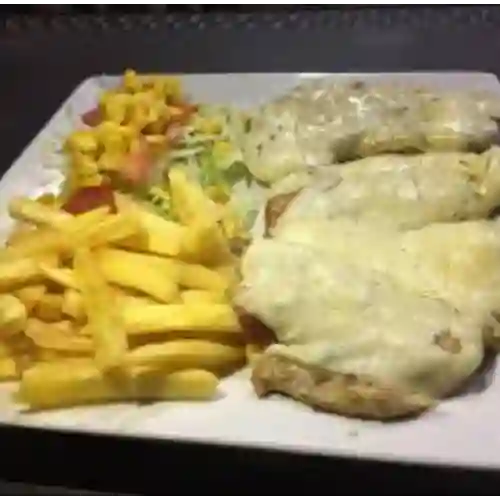 Asado Pechuga Montañera Gratinada