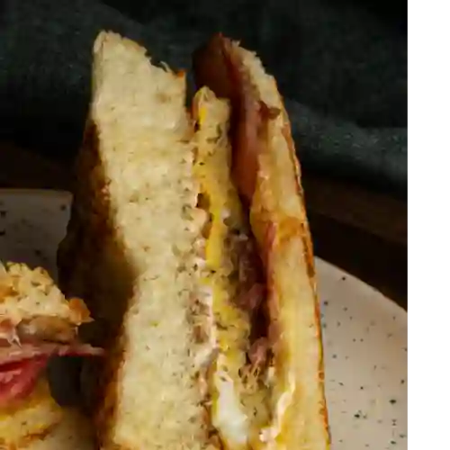 Sándwich Grillado