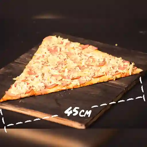 Pizza carnes 4 porciones