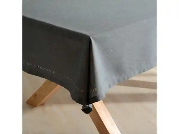 Mantel Poliéster Rectangular Liso Prepicado 160 x 240 Casaideas