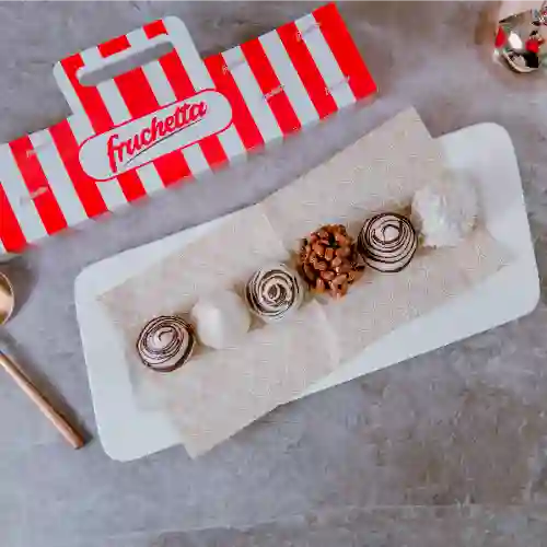 Caja X6 (Fresas-Brownie) Decorada