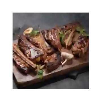 Costillas en flor de jamaica