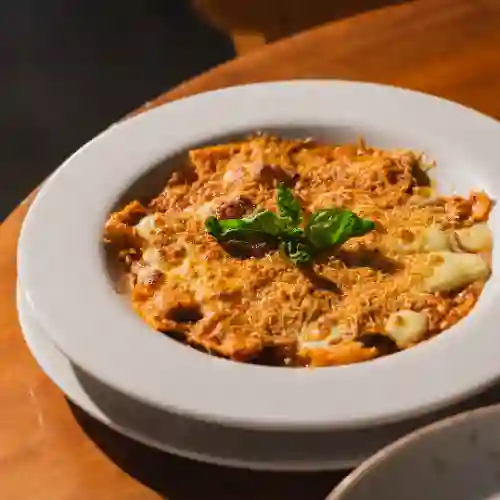 Ravioli de Carne Bolognesa Gratinado