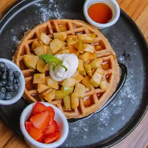 Wafles de manzana y caramelo