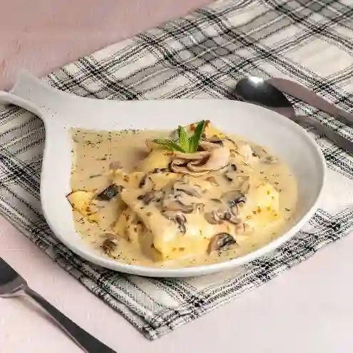Pollo con champiñones