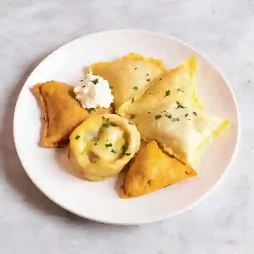 Mix de Empanadas y Pasteles