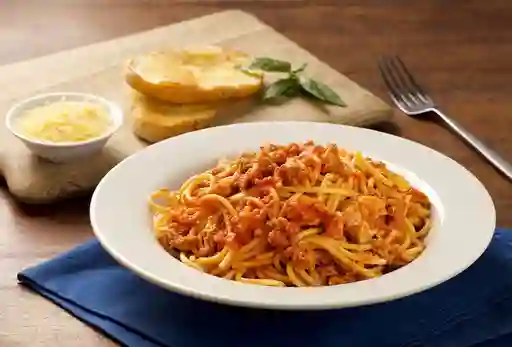 Spaguetti Bolognesa Pollo