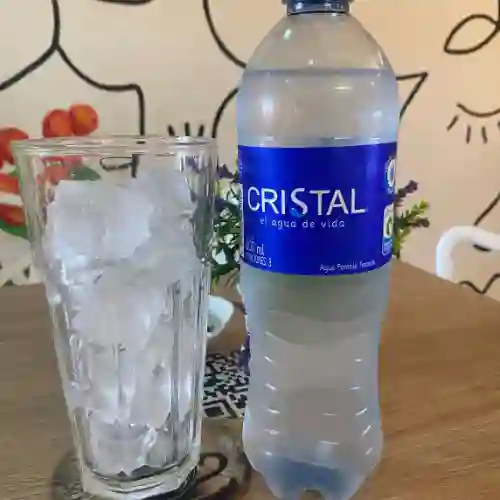 Agua Sin Gas