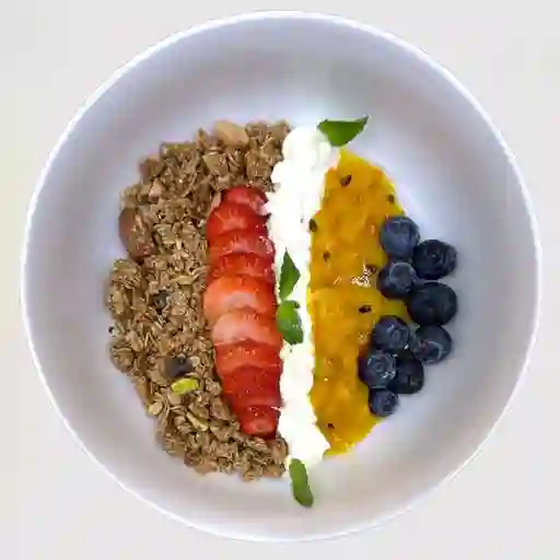 Bowl yogur griego