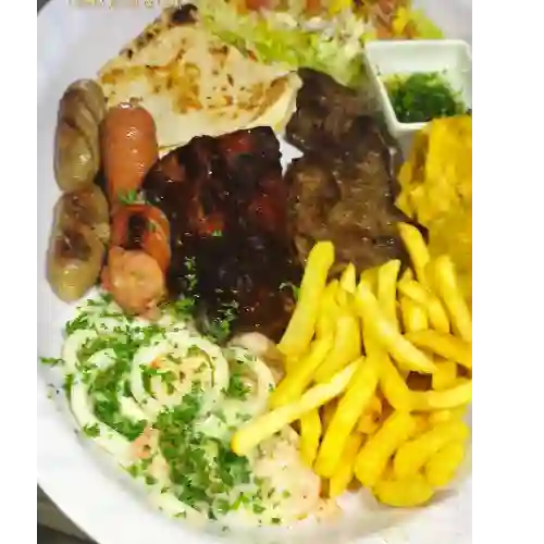 Parrilla Chef’s Mar y Tierra