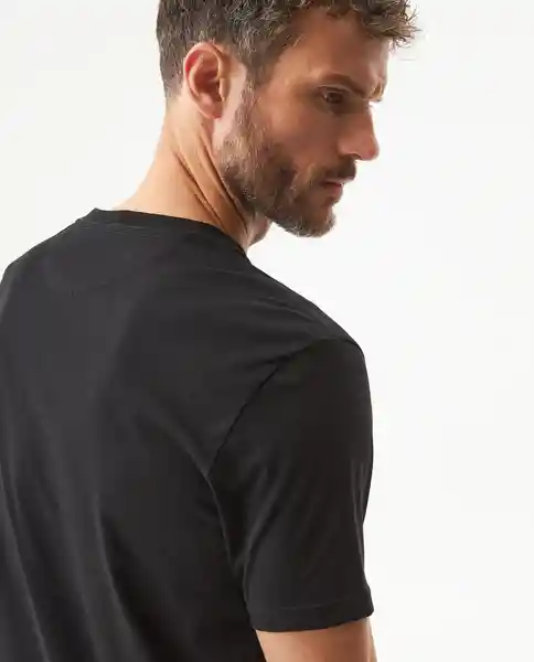 Camiseta Graphic Trd Mrk Negro Sombrío Ultraoscuro L Chevignon