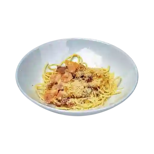 Pasta con Camarones y Jamón Serrano