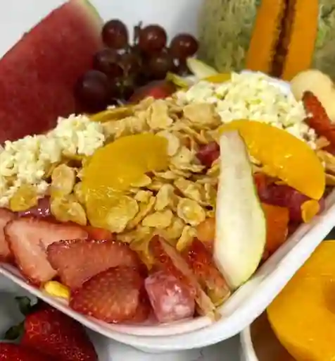 Ensalada de Frutas 24 Oz