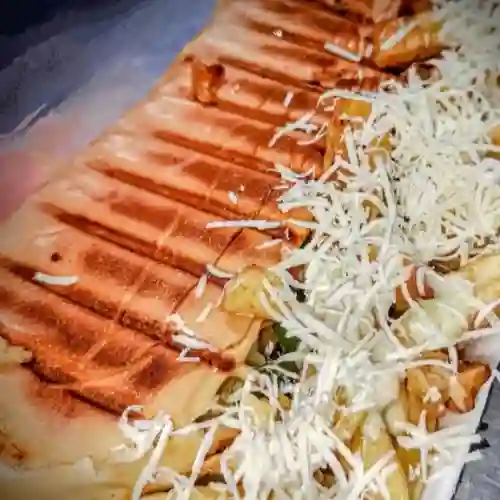 2x1 Perro Plancha + Papas