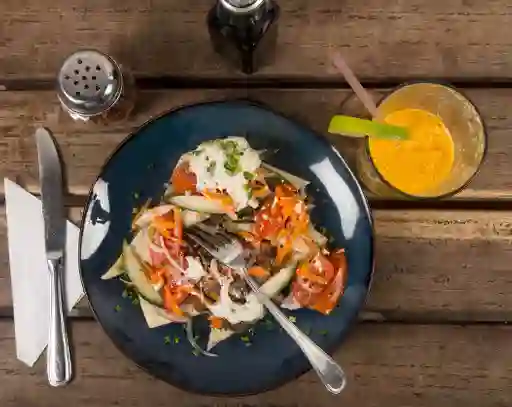 Ouzo Gyro Pollo