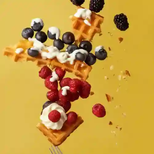 Waffle Arandanos & Fruta