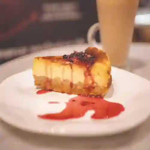 Tarta de Queso y Frutos Silvestres
