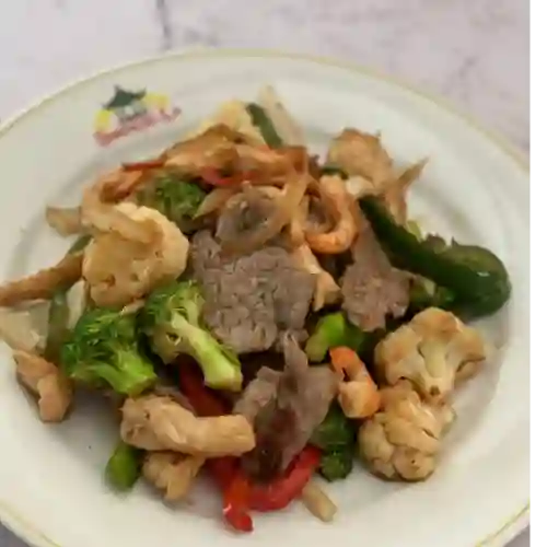Chop Suey Especial Shangrila Grande