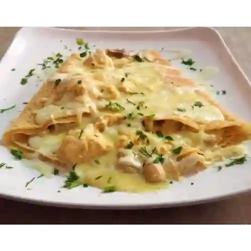 Crepe de Pollo Bechamel - Julieta