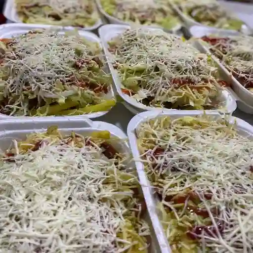 Salchipapas sencilla