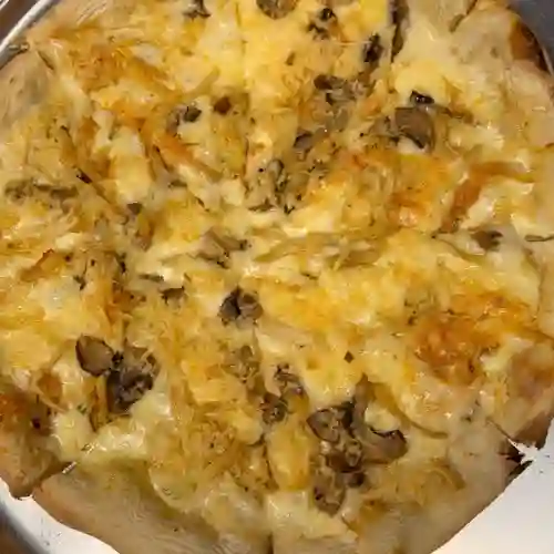 Pizza Pollo E Funghi