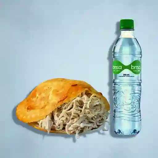 Combo Arepa de Pollo + Agua Brisa con Gas X600ml
