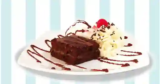 Brownie con Helado