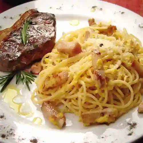 Spaguetti Carb0nara con Punta de Anca