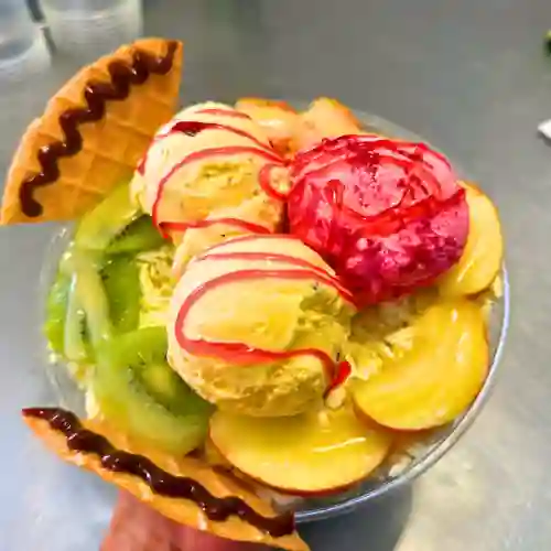 Ensalada de Frutas Grande Sin Queso