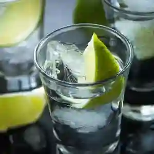 Vodka Sencillo (1.5 Oz)