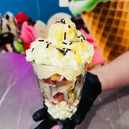 Fresas con Crema Sencillas 12 Onz