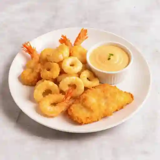 Canastas de mariscos apanados