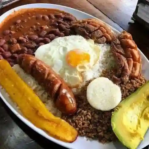 Bandeja Paisa