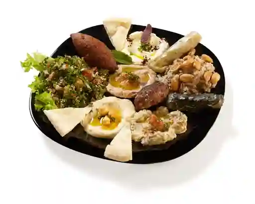 Plato Mixto Árabe y Bebida