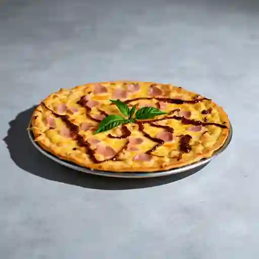Pizza Pollo Cebolla Dulce Tocineta 30Cms