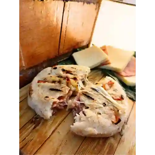 Arepa Xl de Jamón y Queso