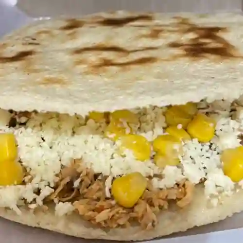 Arepa de Carne O Pollo