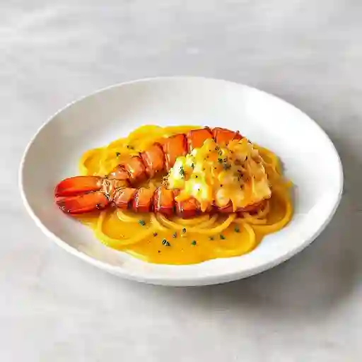 Cola de Langosta Al Ajillo Gratinada