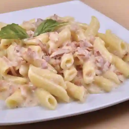 Pasta Pollo Tocineta